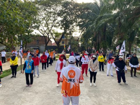 Senam Sehat Bersama & Bazar Semarakan HARGANAS 2026, DPC PKS Kemuning Pererat Kebersamaan Keluarga